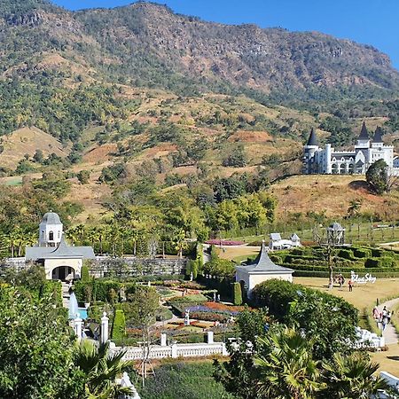 The Castell Condo By Nutthiwan Room 912 And 921 Khao Kho Quarto foto